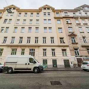 Apartment Zeus Design Mini Erlach #10, Wien